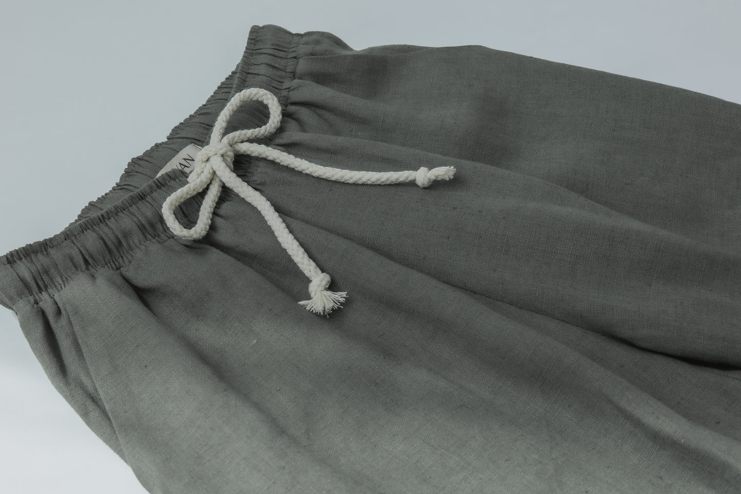 Cigarette pull-on trousers